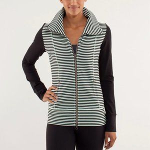 Lululemon Daily Yoga Jacket Classic Stripe Mint Moment Black/Black 6